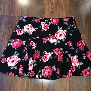 Skater skirt with roses